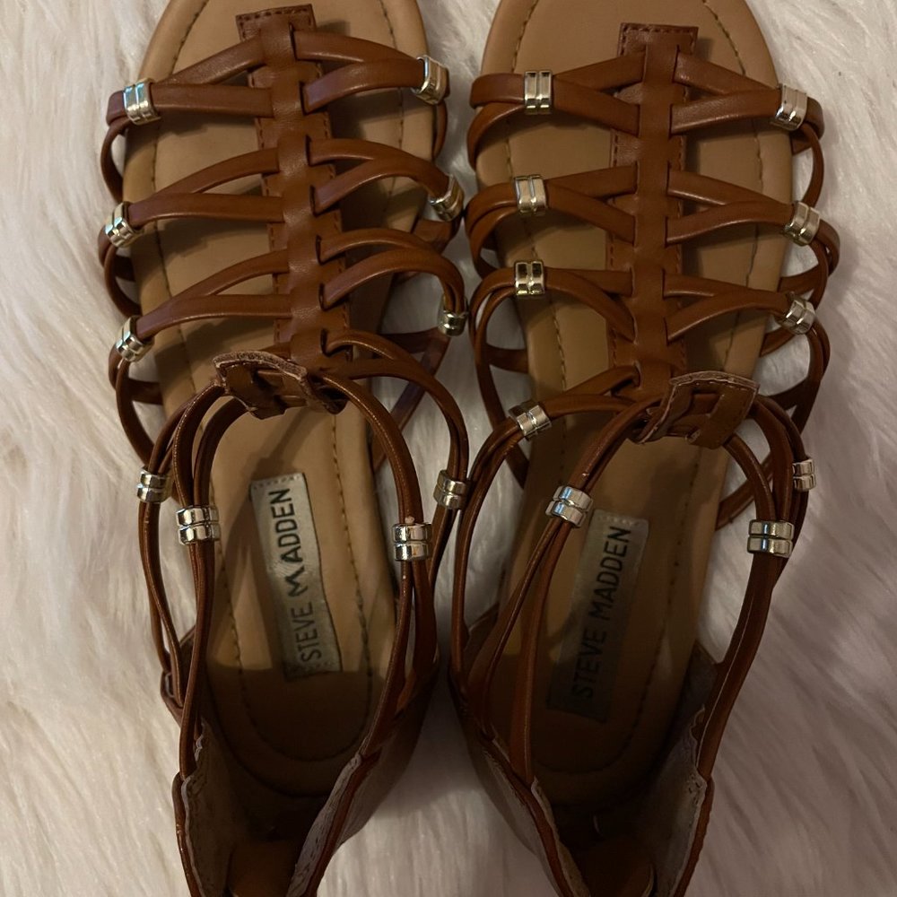 Sandals - Picture 5 of 7